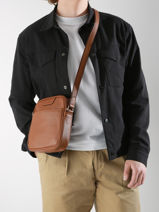 Sac Bandoulire Flandres Cuir Etrier Marron flandres EFLA729M-vue-porte